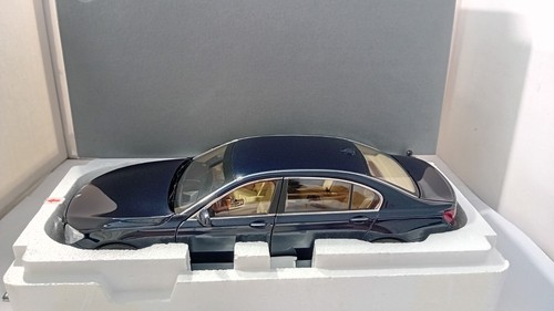 Kyosho bmw series dark - 7,